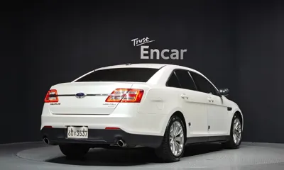 Ford Taurus 2014, 124093 км, за 4000000 KRW
