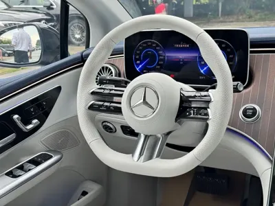 Mercedes-Benz EQE 2025, 100 км, за 223800 CNY - фото 12