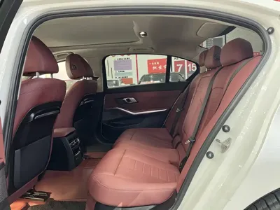 BMW 3 Series 2021, 74000 км, за 127800 CNY - фото 8