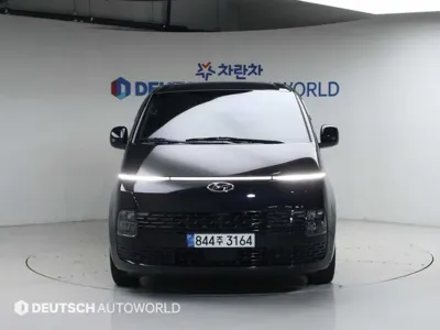 Hyundai Staria 2023, 50000 км, за 24900000 KRW - фото 2