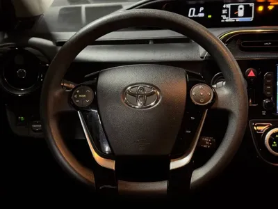 Toyota Prius 2019, 46800 км, за 13000000 KRW - фото 11