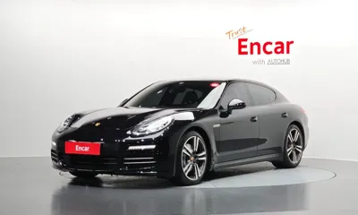 Porsche Panamera · 2016 год