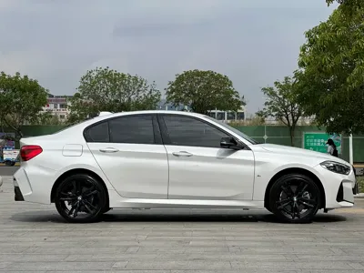 BMW 1 Series 2021, 70000 км, за 82800 CNY