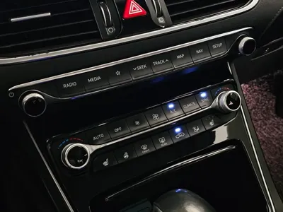 Hyundai Grandeur 2017, 163600 км, за 11000000 KRW - фото 14