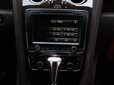 Bentley Continental 2017, 13000 км, за 898000 CNY - фото 9