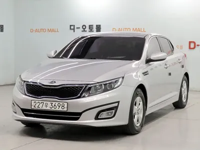 Kia K5 · 2015 год
