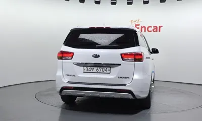 Kia Canival 2018, 213081 км, за 9900000 KRW