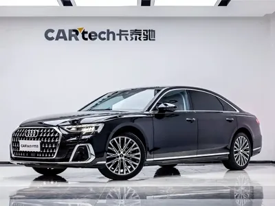 Audi A8 · 2022 год