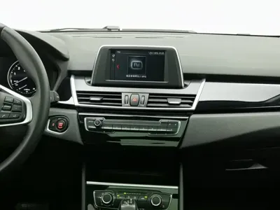 BMW 2 Series Active Tourer 2019, 98100 км, за 39800 CNY - фото 12