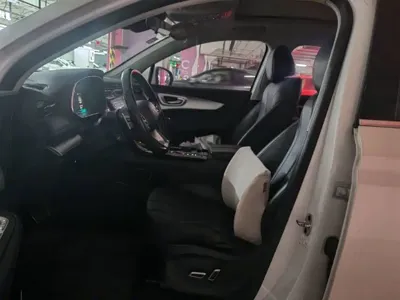 Roewe RX5 Max 2020, 82000 км, за 31800 CNY - фото 2
