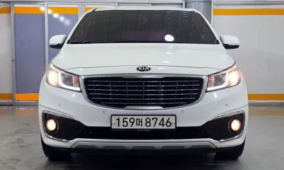 Kia Canival 2017, 155996 км, за 8800000 KRW - фото 2