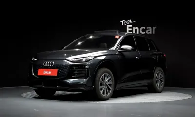 Audi Q6 e-tron · 2025 год