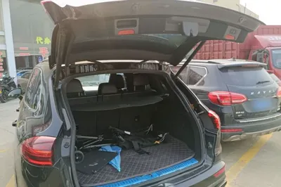 Porsche Cayenne 2016, 170600 км, за 194595.04 CNY - фото 22