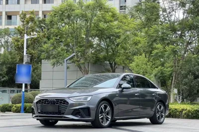 Audi A4L · 2020 год