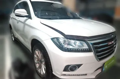 Haval H2 2017, 111900 км, за 33682.65 CNY