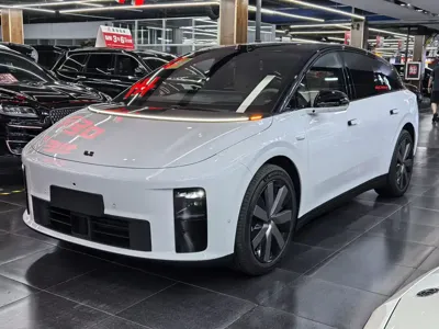 Li Auto 理想i6 · 2026 год
