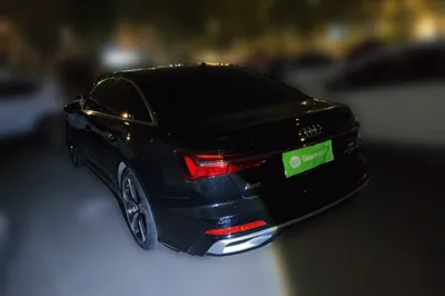 Audi A6L 2022, 62900 км, за 229343.09 CNY