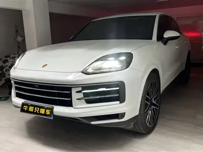 Porsche Cayenne 2024, 20000 км, за 686800 CNY