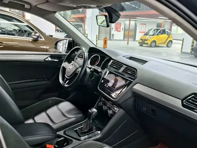 Volkswagen Tiguan L 2020, 92000 км, за 71500 CNY - фото 9