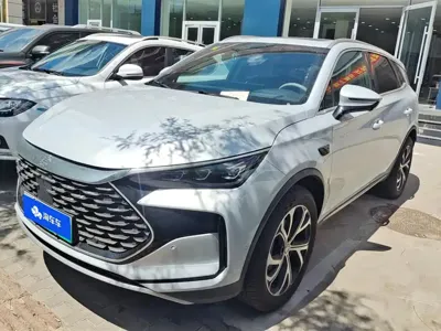 BYD Tang New Energy 2025, 2900 км, за 142800 CNY - фото 1