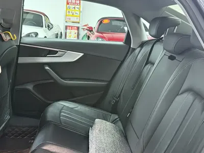 Audi A4L 2022, 40000 км, за 119300 CNY - фото 9