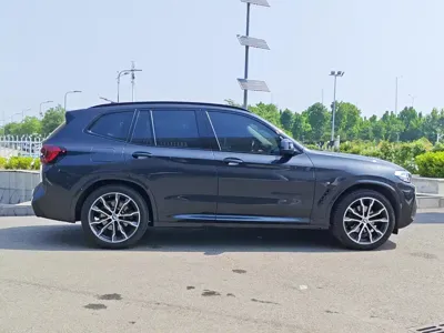 BMW X3 2023, 100000 км, за 169800 CNY