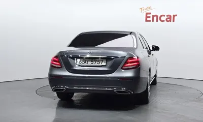 Mercedes-Benz E-Class 2018, 82470 км, за 19900000 KRW - фото 4