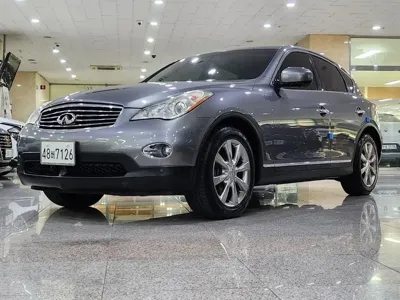 Infiniti EX · 2011 год
