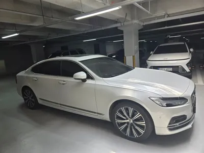 Volvo S90 2023, 80000 км, за 36000000 KRW - фото 2