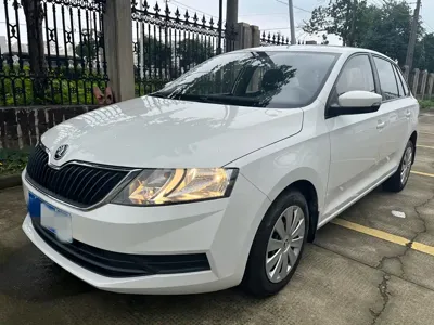 Skoda Rapid Spaceback 2017, 130000 км, за 16800 CNY
