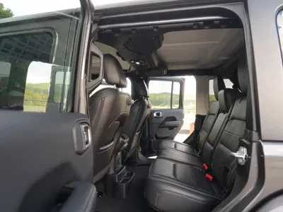 Jeep Wrangler 2018, 35000 км, за 198000 CNY - фото 11