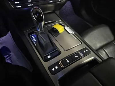 Hyundai Genesis 2015, 117840 км, за 9000000 KRW - фото 14