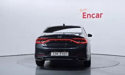 Hyundai Grandeur 2018, 129707 км, за 11500000 KRW