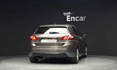 Peugeot 308 2015, 88882 км, за 7100000 KRW