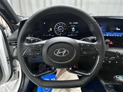 Hyundai Elantra 2023, 21000 км, за 105800 CNY - фото 11