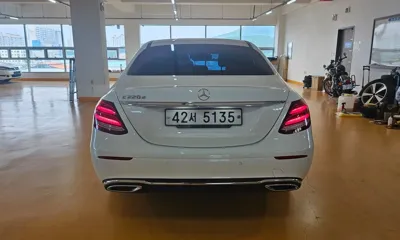 Mercedes-Benz E-Class 2017, 97001 км, за 19900000 KRW - фото 5