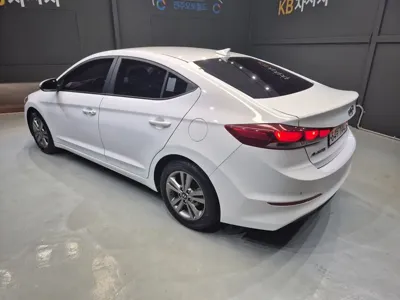 Hyundai Avante 2016, 128182 км, за 9700000 KRW - фото 5