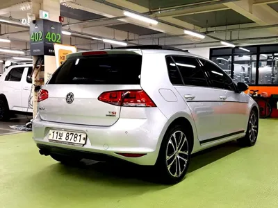 Volkswagen Golf 2014, 140301 км, за 7500000 KRW