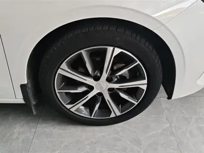 Geely Emgrand 2023, 51800 км, за 45800 CNY - фото 6