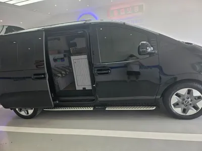 Hyundai Staria 2024, 38951 км, за 34800000 KRW