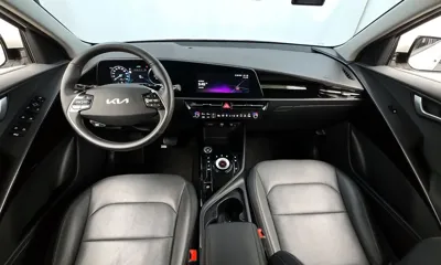 Kia Niro 2024, 8765 км, за 28800000 KRW - фото 7