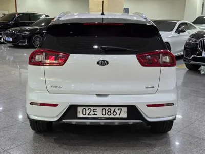 Kia Niro 2017, 189156 км, за 8200000 KRW