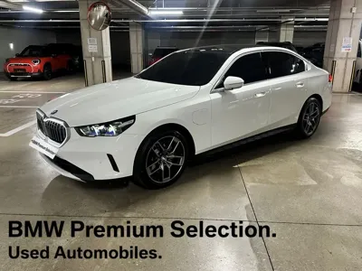 BMW 5-Series · 2026 год
