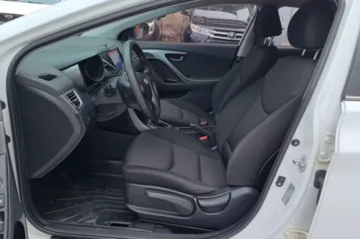 Hyundai Elantra (5th Generation 2016, 107100 км, за 42855.83 CNY - фото 17