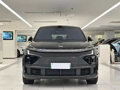 Li Auto Li L7 2025, 20000 км, за 248800 CNY