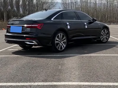 Audi A6L 2023, 90000 км, за 248000 CNY - фото 6
