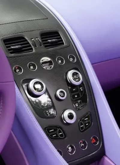 Astonmartin Vanquish 2015, 26000 км, за 138000000 KRW - фото 9
