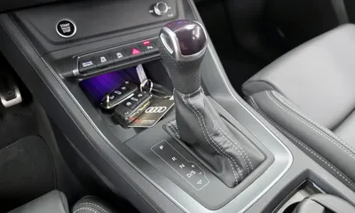 Audi Q3 2024, 5998 км, за 48500000 KRW - фото 9