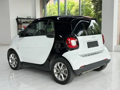 Smart Smart Fortwo 2016, 78000 км, за 32000 CNY
