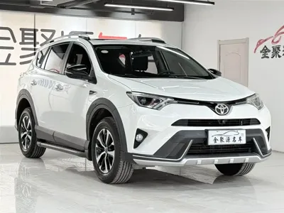 Toyota RAV4 2018, 86000 км, за 69800 CNY